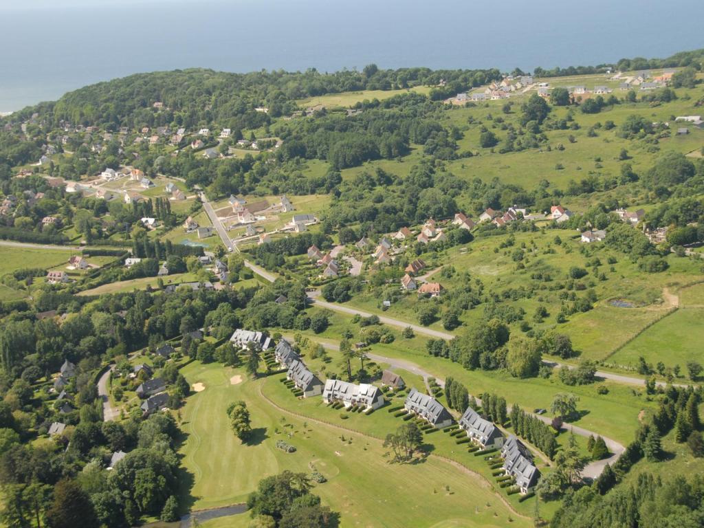 Lagrange Vacances Les Hauts De Clairvallon Houlgate Habitación foto